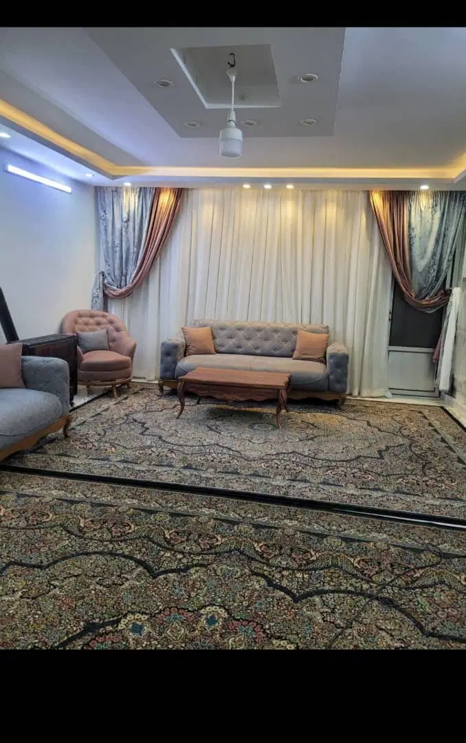 خانه سه دنگی  اجاره ای در شهرک توحید