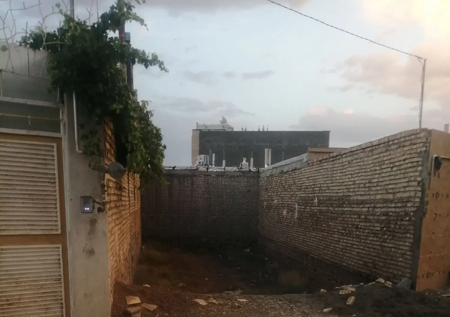 زمین امامت 34
