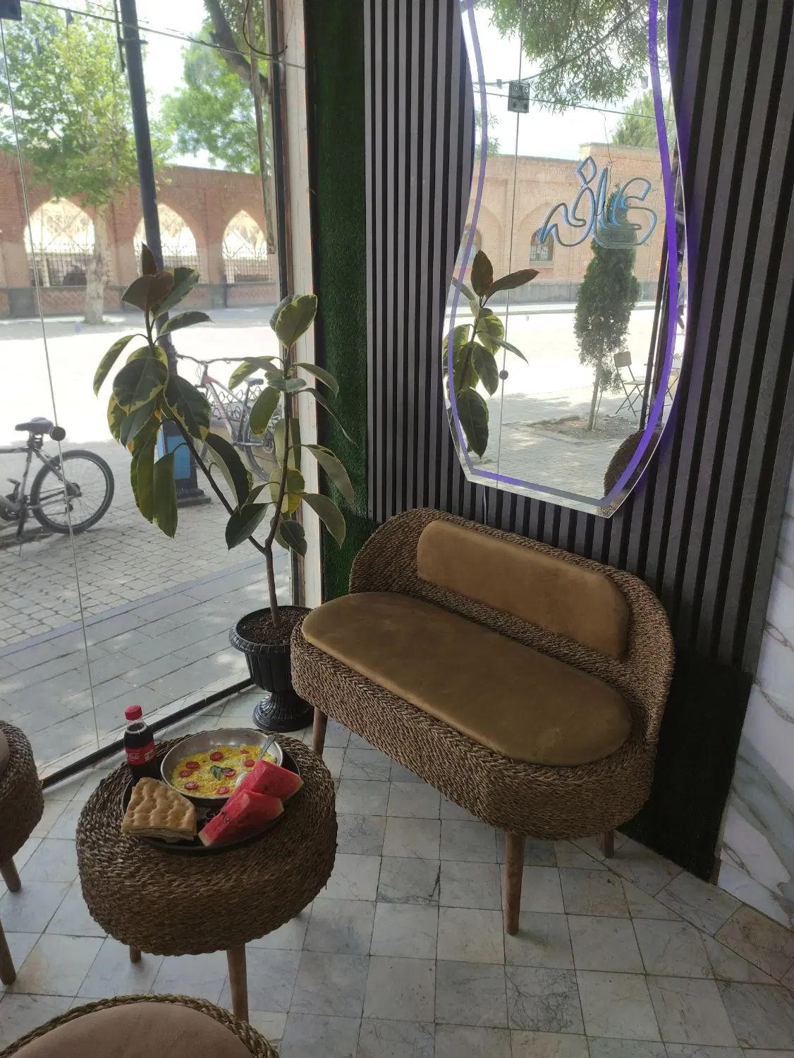 اجاره مغازه در پیاده راه
