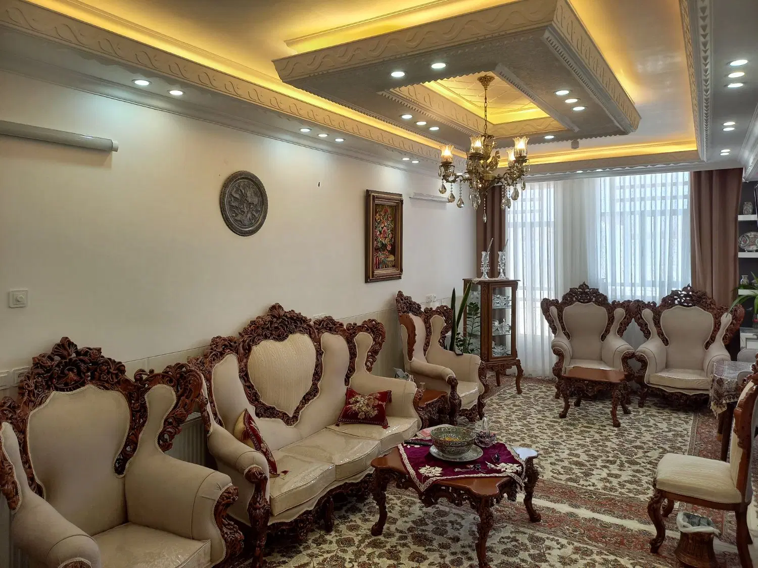 دو طبقه نیم مدرس کارشناسی شده معاوضه با اپارتمان