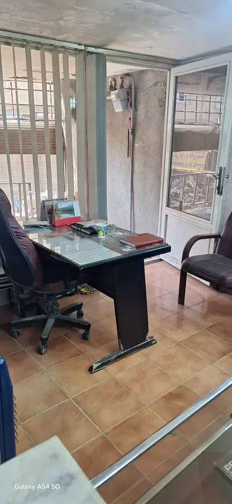 مغازه تجاری بازار آهن شادآباد