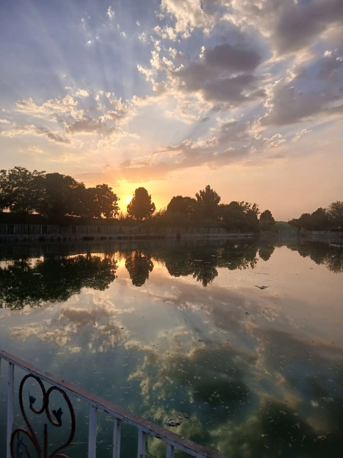باغ رستوران ونوس