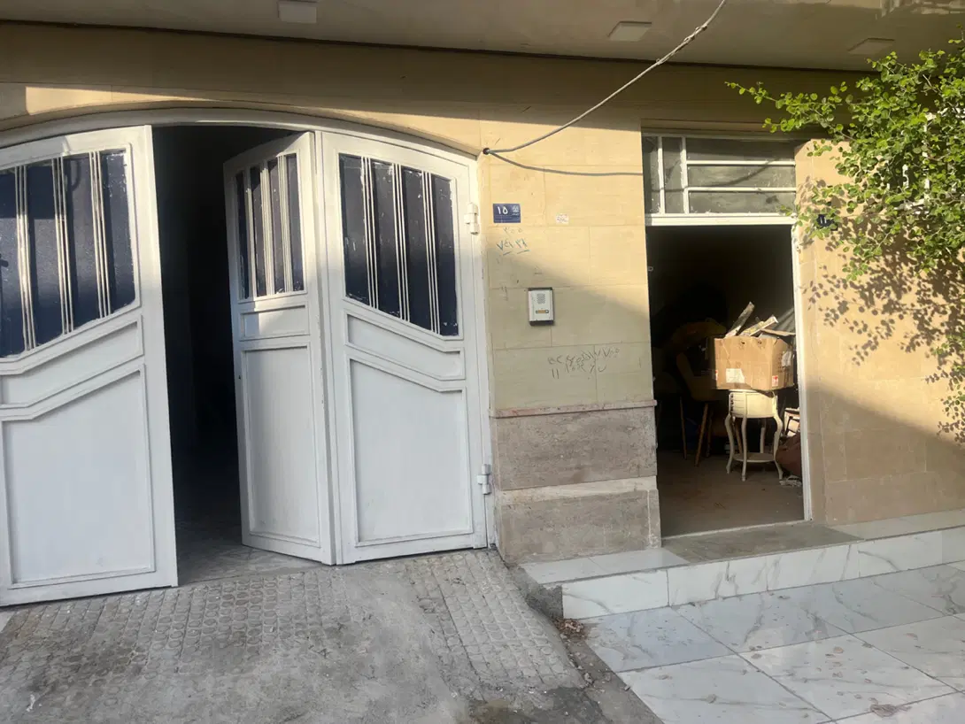 رهن و اجاره مغازه ۱۸ متری، تنگک۲