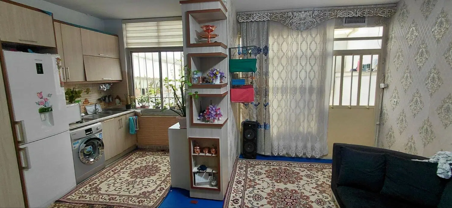 فروش خانه ی ویلایی باز سازی شده حیاط دار