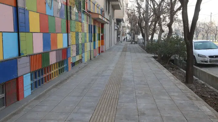 کلنگی 192 متری نبرد، سیزده آبان