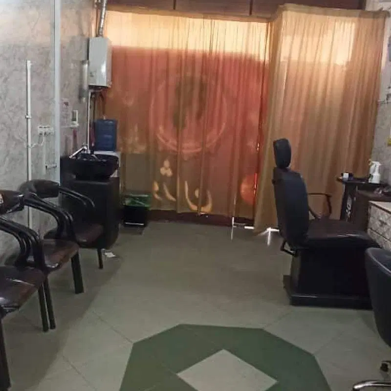 مغازه ۲۱ متر با ملکیت و سند تک برگ