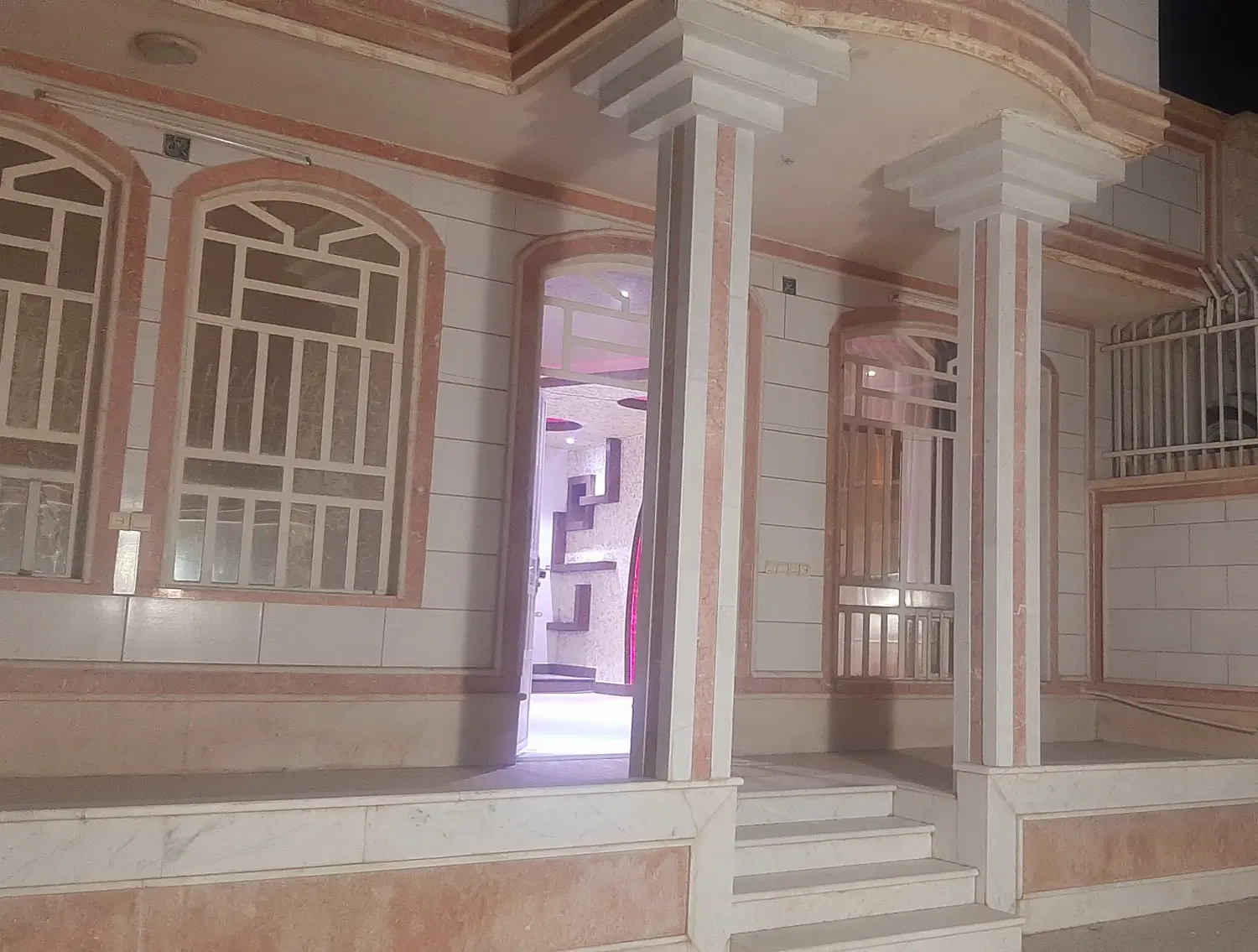 خانه ویلایی دوبر کوچه
