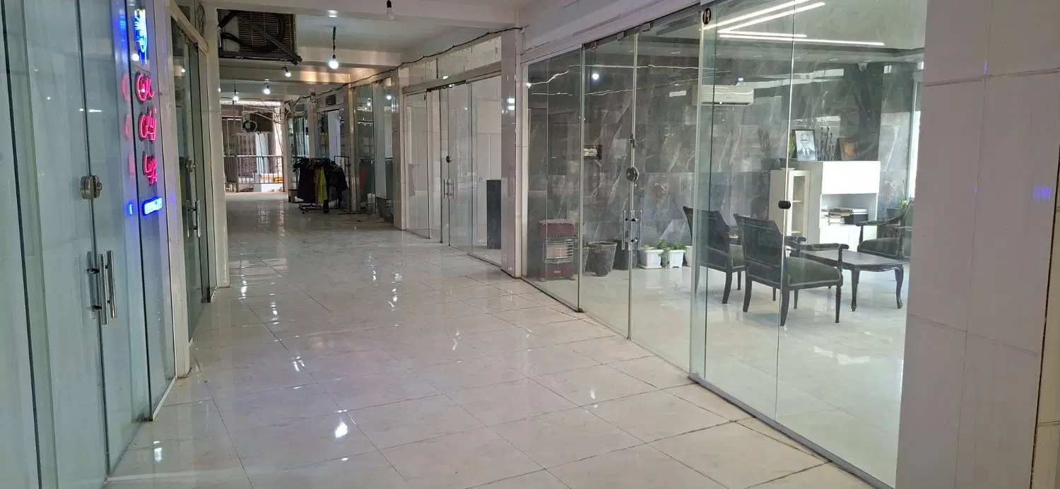 مغازه زیر پله اجاره ای