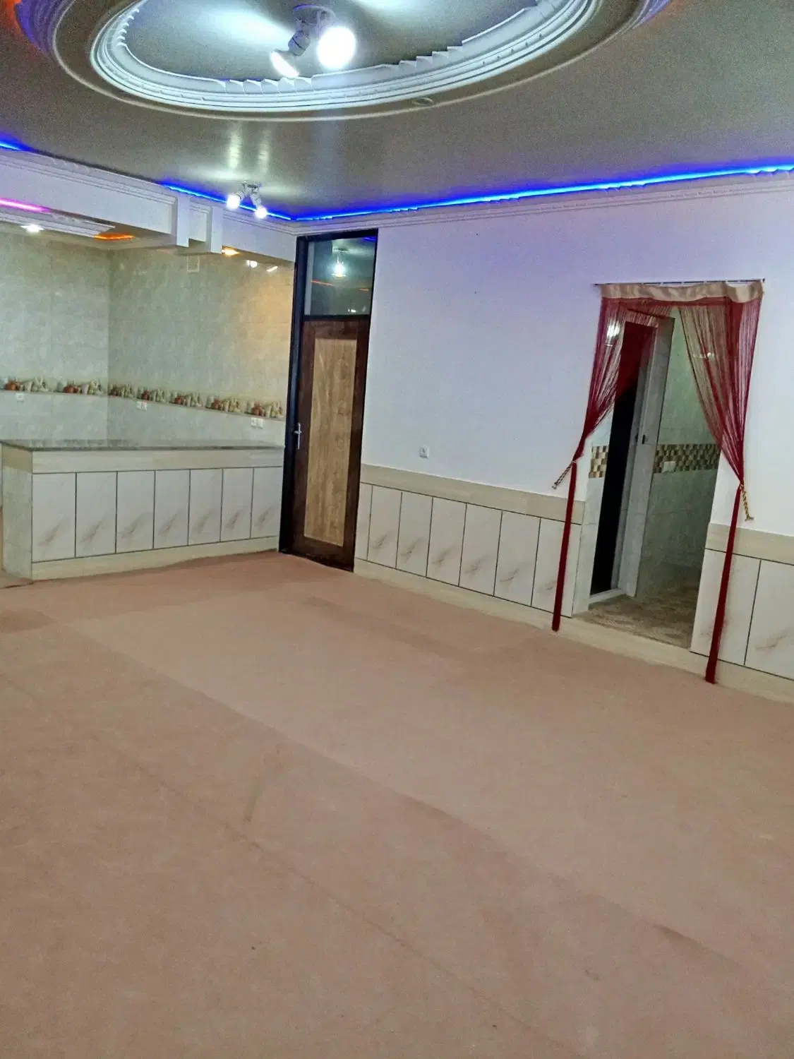 ویلایی سامان پل زمانخان سنددار پارکینگ