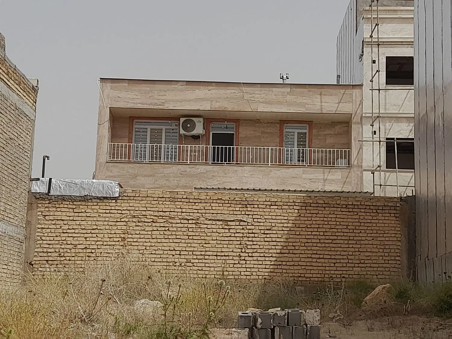 فروش یک واحد  دو خوابه