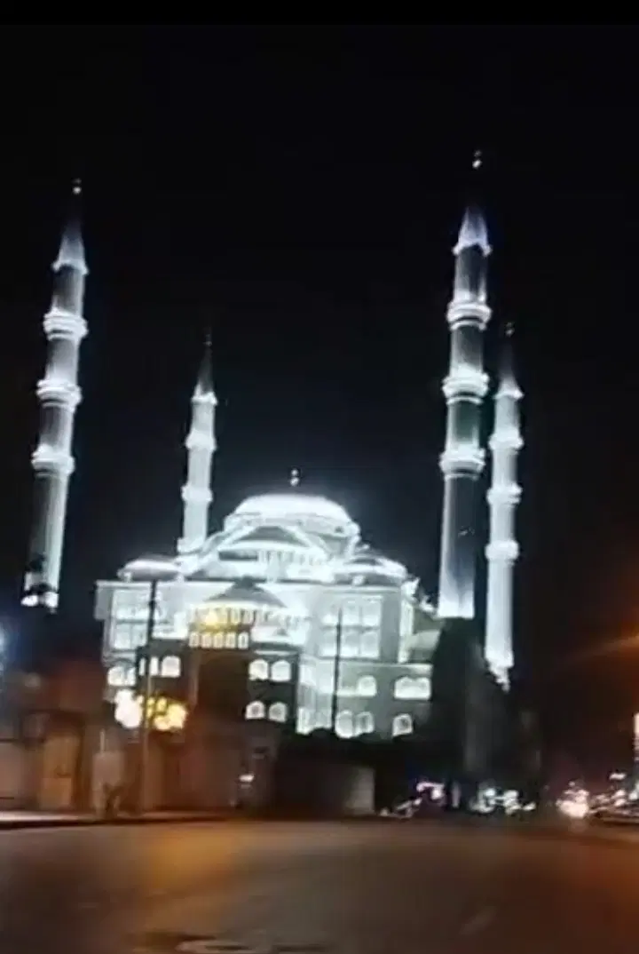 مسافر خانه
