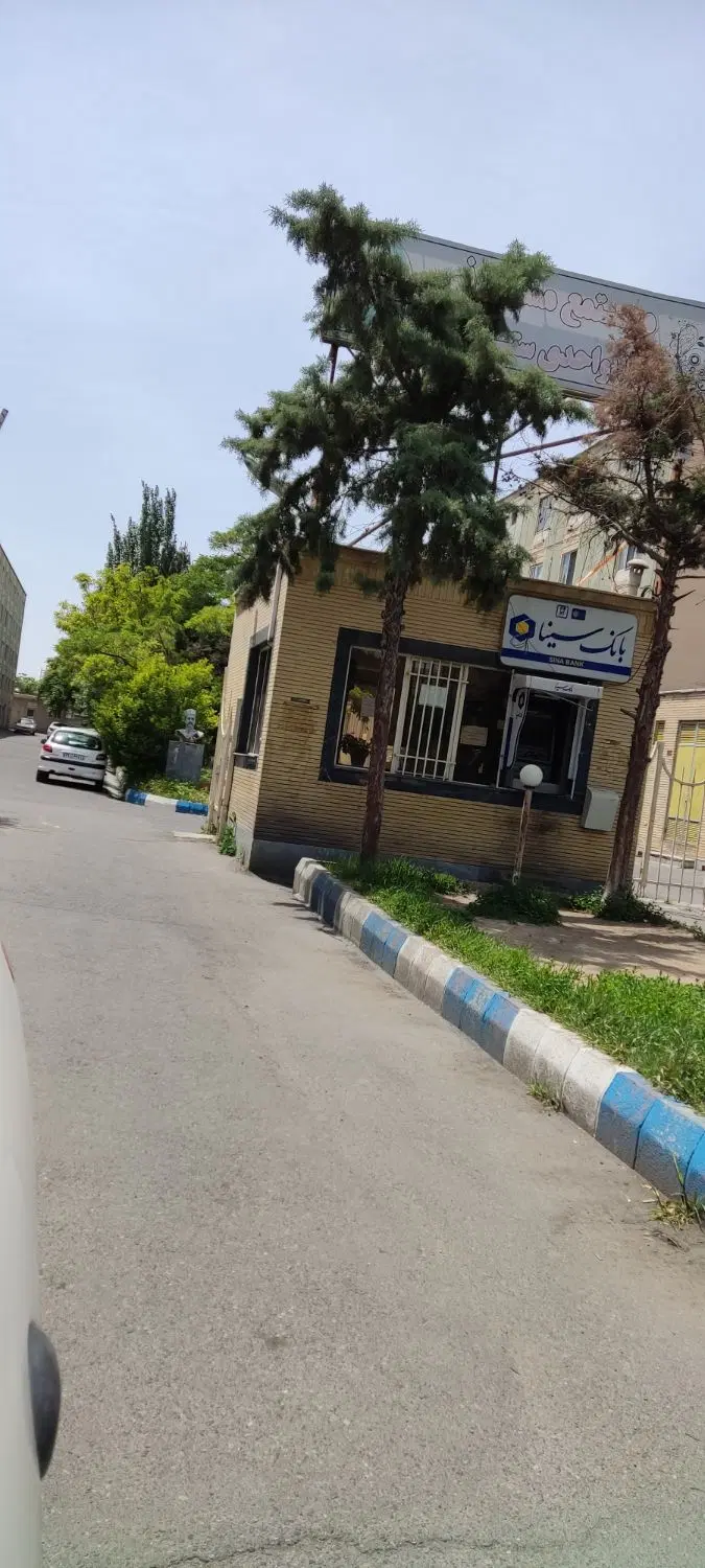 آپارتمان 92متری در مجتمع ستارخان