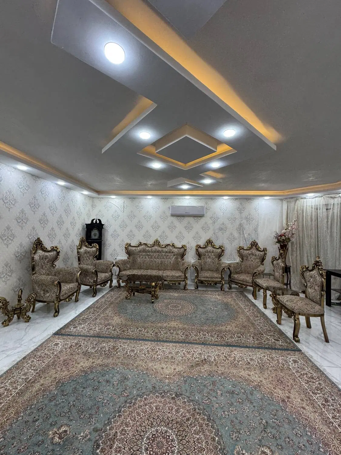 ویلافلت۳۶۰متری۲۰۰متری خیابان،سندداردرقلب زیباکنار