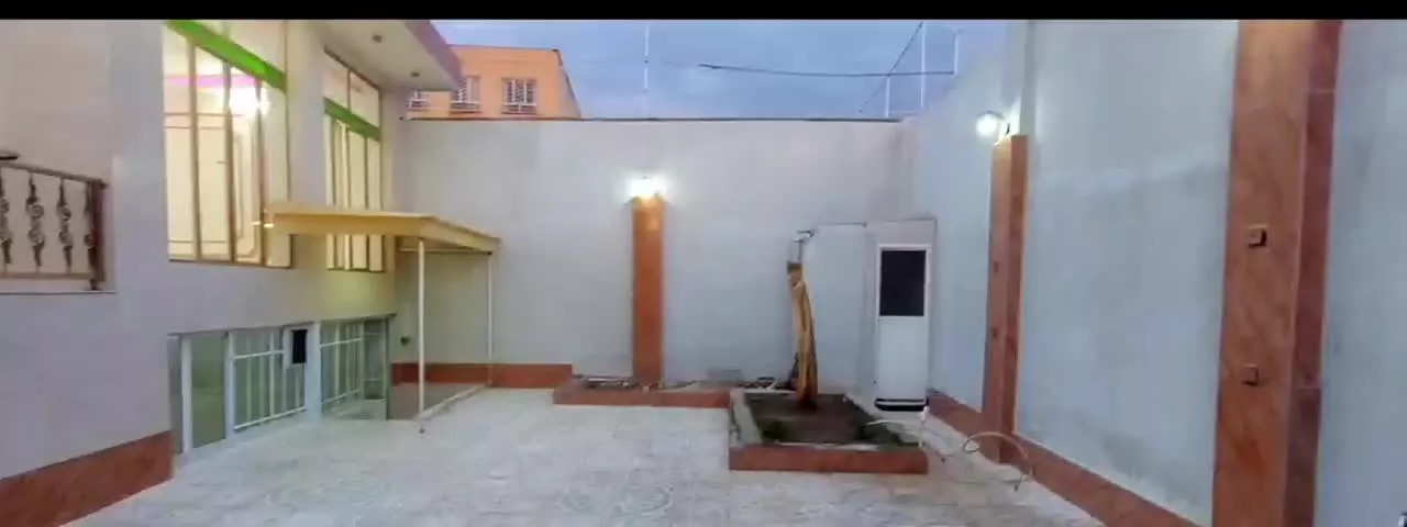 منزل ویلایی ملکی دو طبقه بازسازی شده ابتدای حکمت
