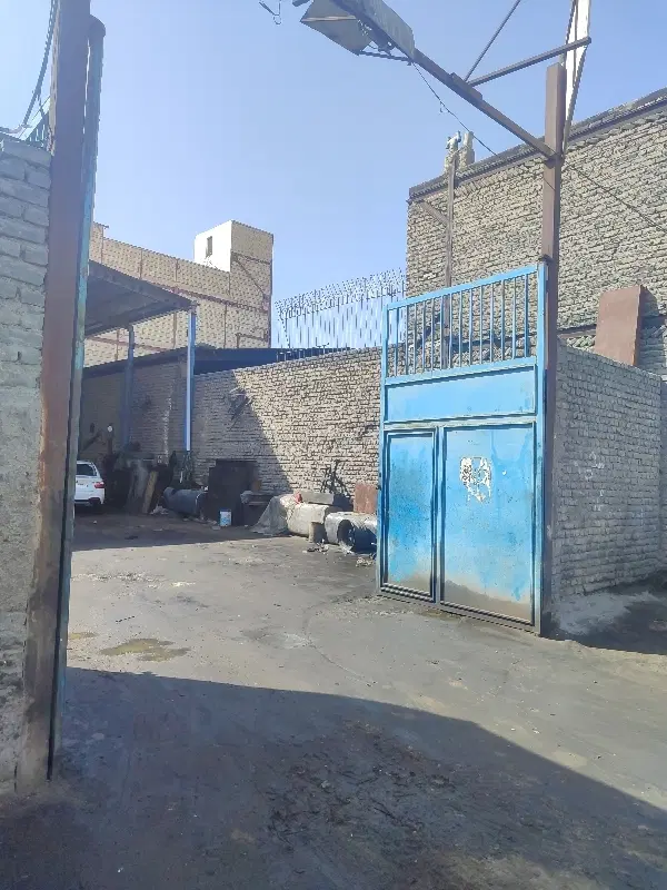 دوقطعه گاراژ 300متری