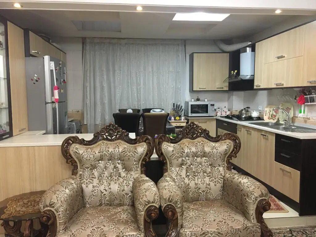 آپارتمان ۷۴ متر_تک واحد_پارکینگ_انباری_آسانسور