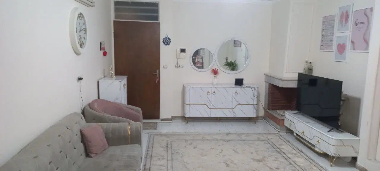 آپارتمان   ۵۰ پنجاه متری مسعودیه نقلی