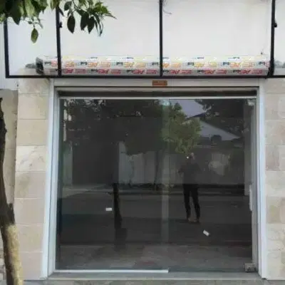 مغازه ۱۲متری