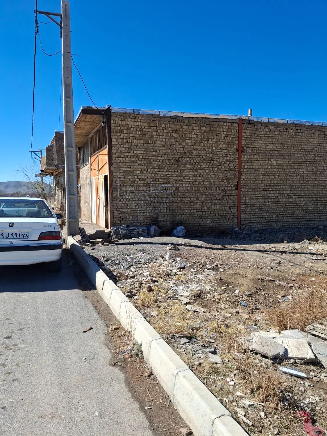 فروش یک قواره زمین در ناسیونال