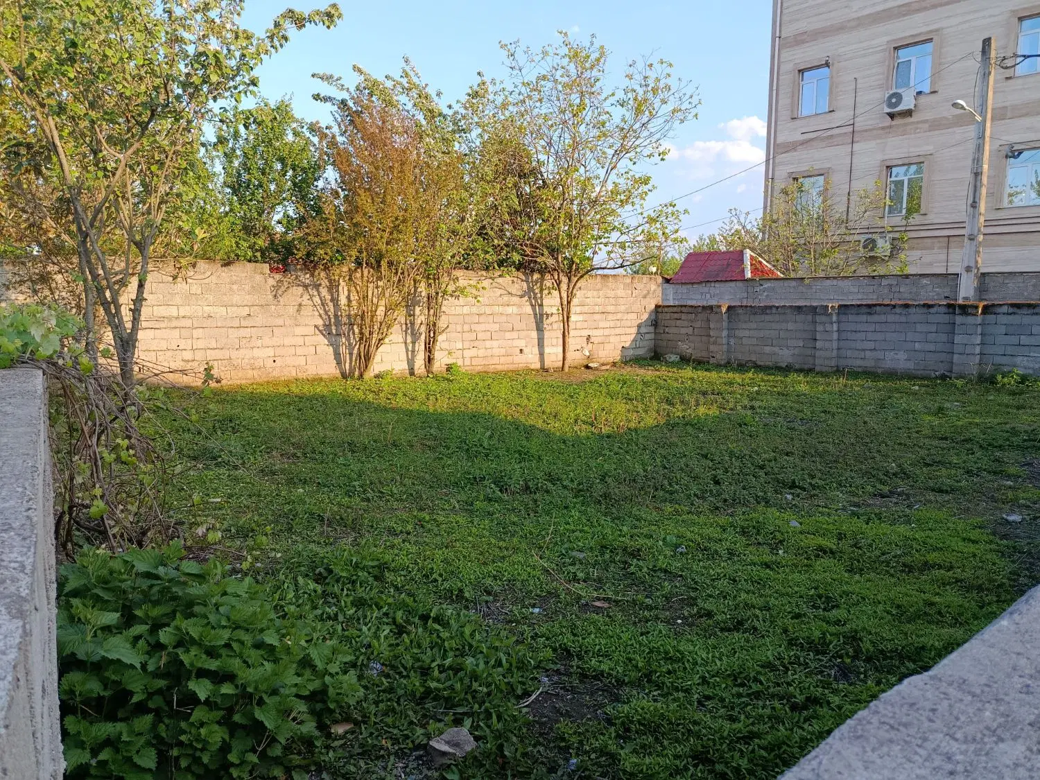 196مترزمین ویلایی در روستای کانرود