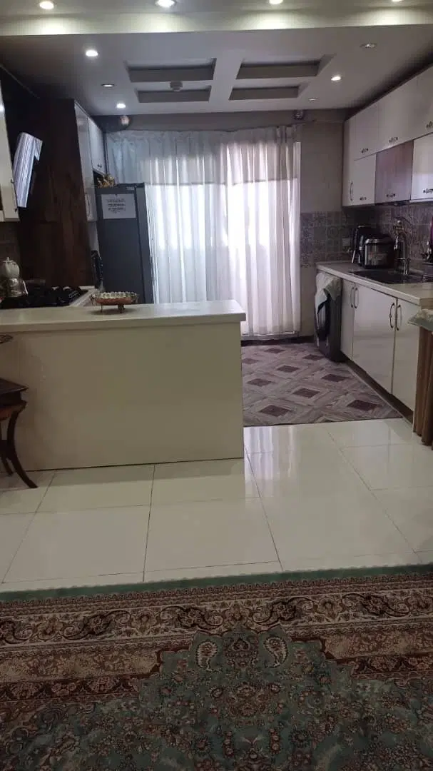 ۷۳ متری ۲ خواب فول امکانات