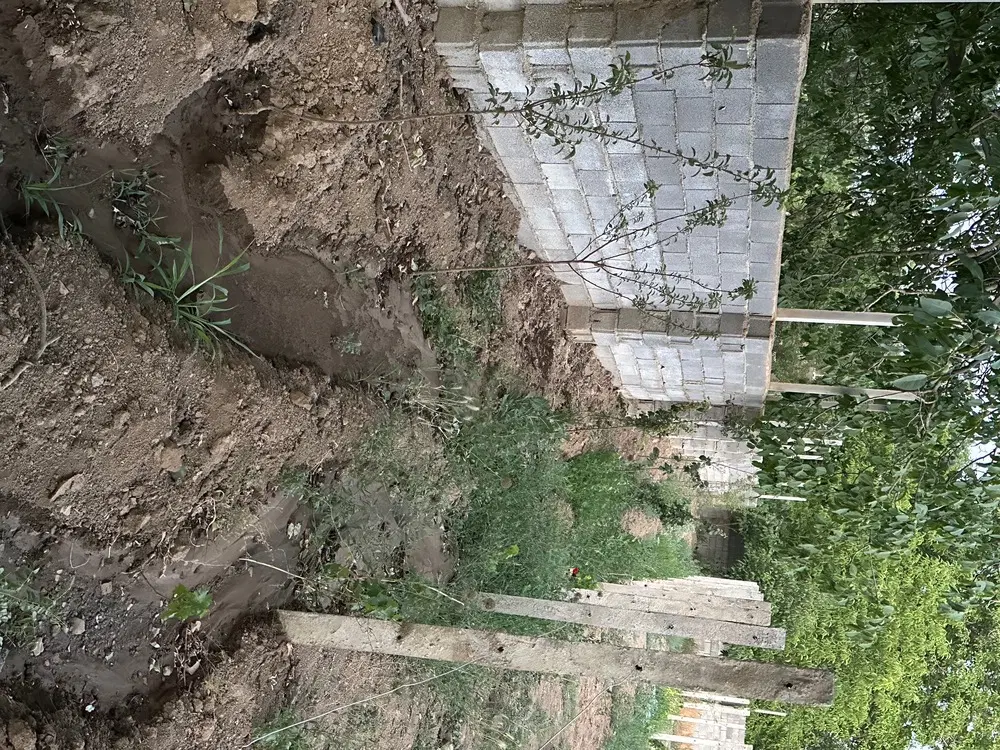 باغ ویلا روستای گوراب پشت بیمارستان گوراب