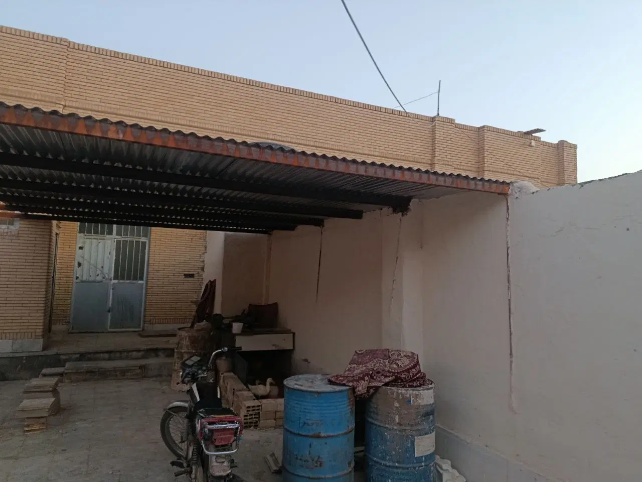 منزل ویلایی سه واحدی فروشی