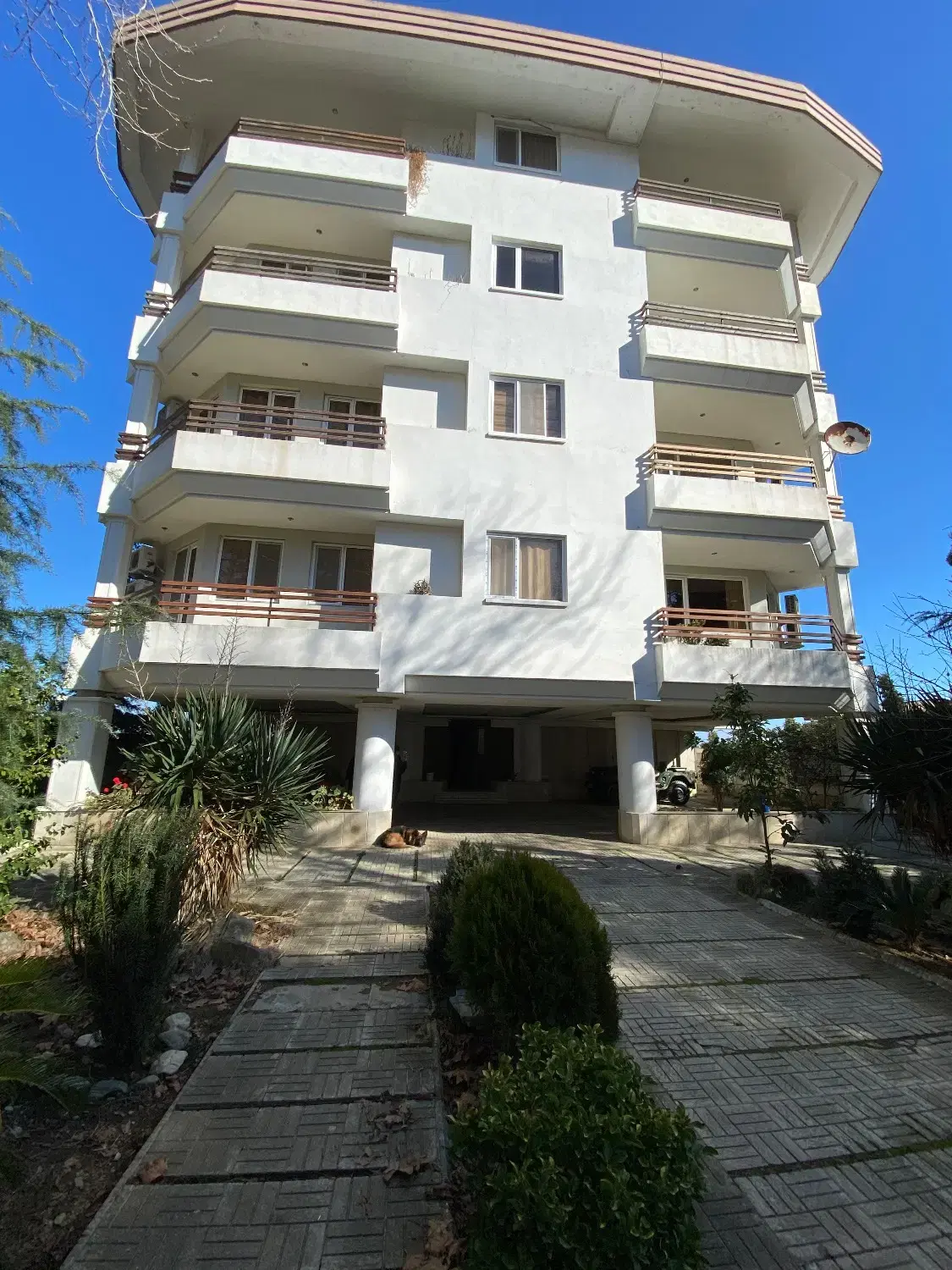 اجاره آپارتمان ۳ خواب در سرولات