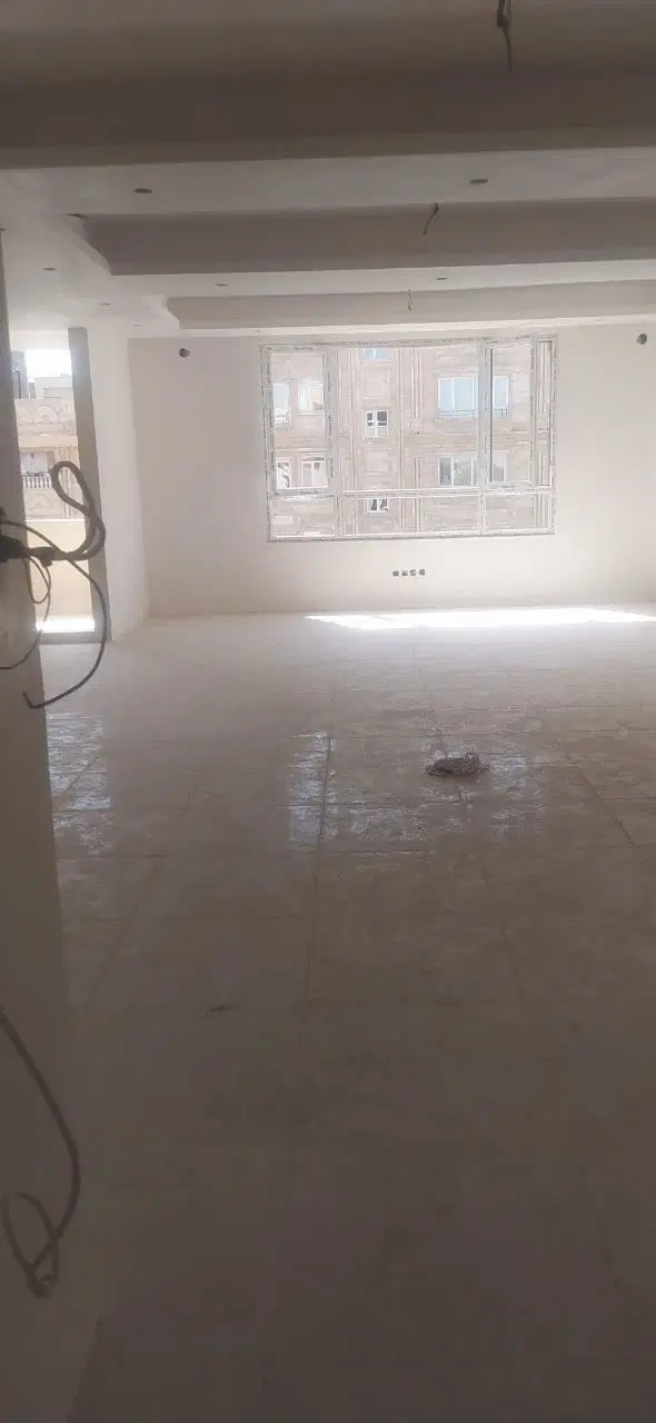 فروش یک واحد آپارتمان