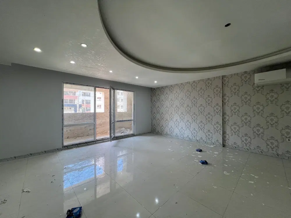 ۱۷۵متری تاپ لوکیشن فول امکانات