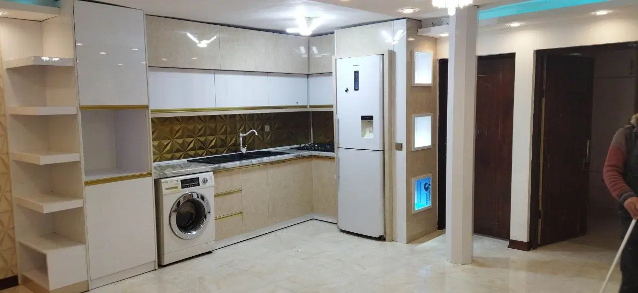 فروش خانه طبقه همکف راه جدا در رستم آباد