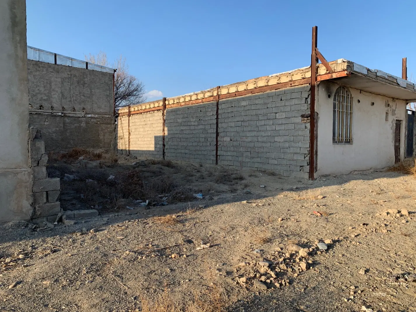 زمین ۱۲۸ متری مسکونی