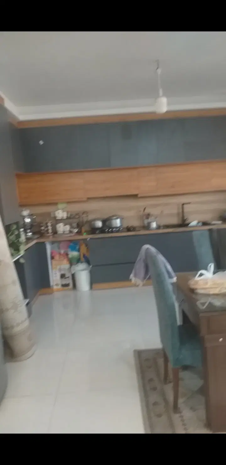 فرامرز بهاران تک واحدی آسانسور دار