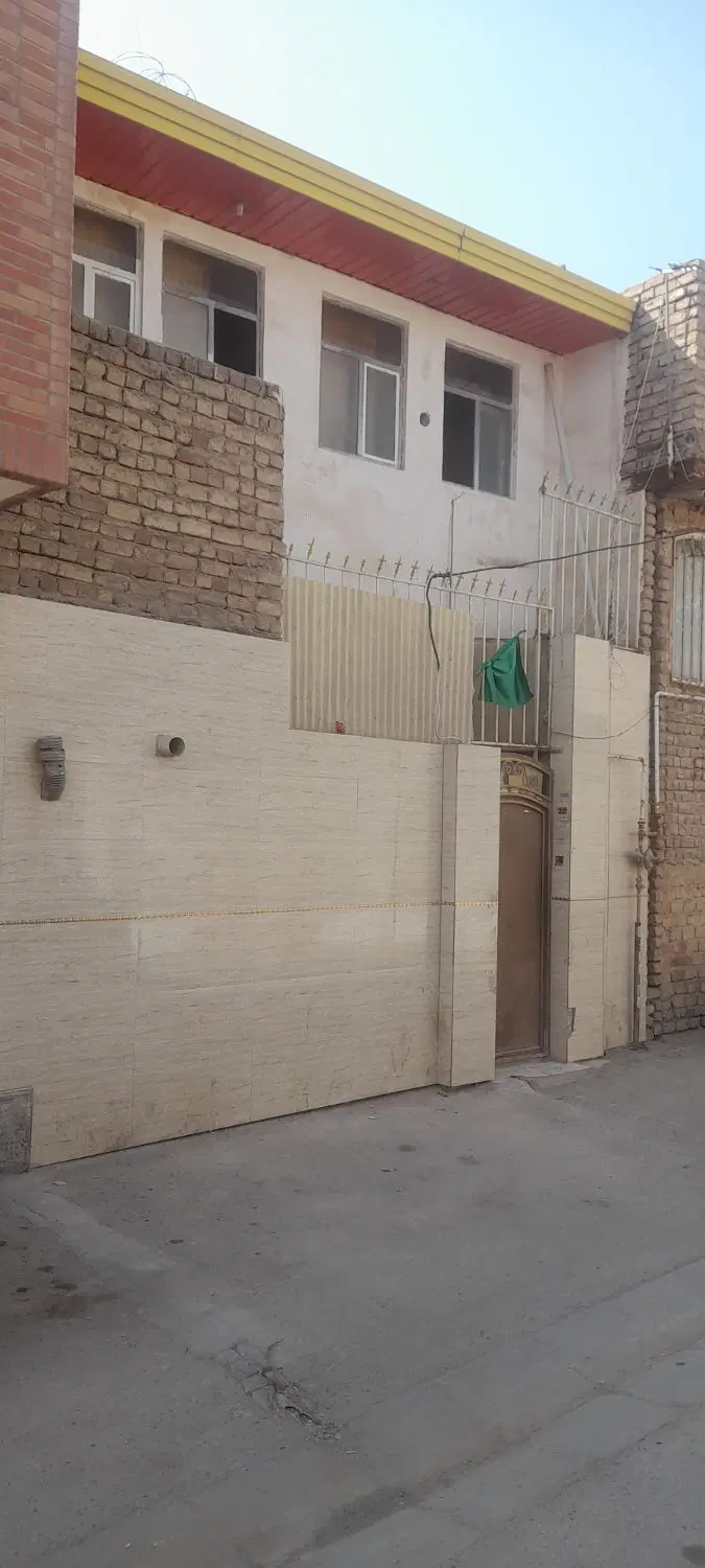دوطبقه نقلی برکوچه ۶متری