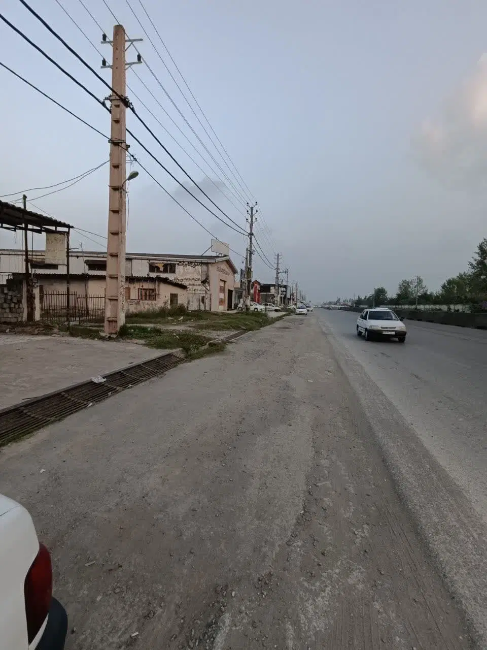 ۲۲۷ متر تجاری مسکونی برخط اصلی مناسب سرمایه گذاری