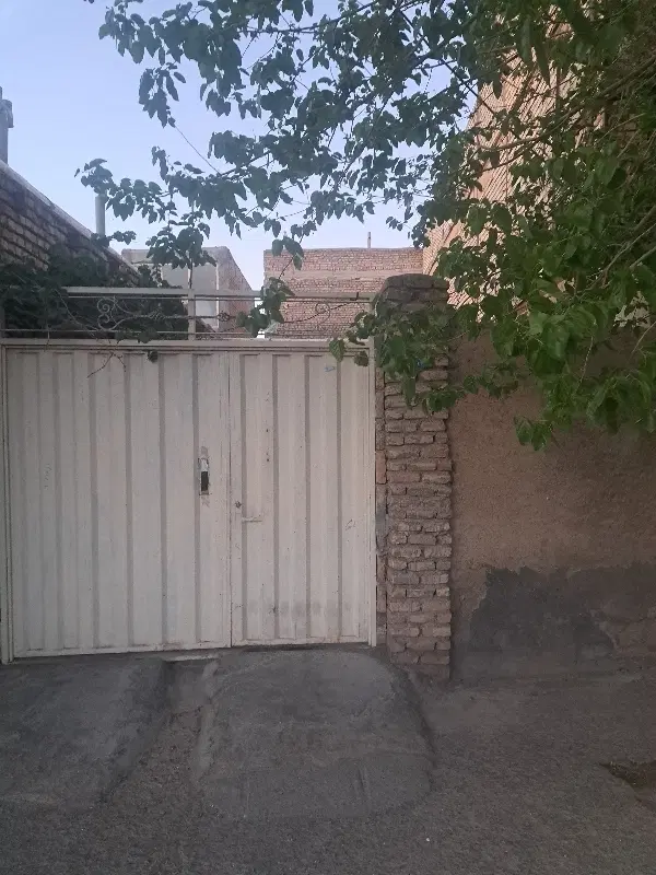 خانه کلنگی تجاری فرهنگسرا