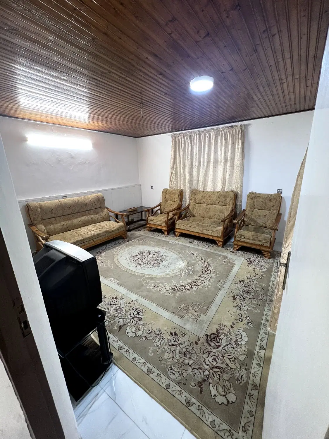 اجاره ویلا سوئیت دربست حیاط دار، شبانه و روزانه