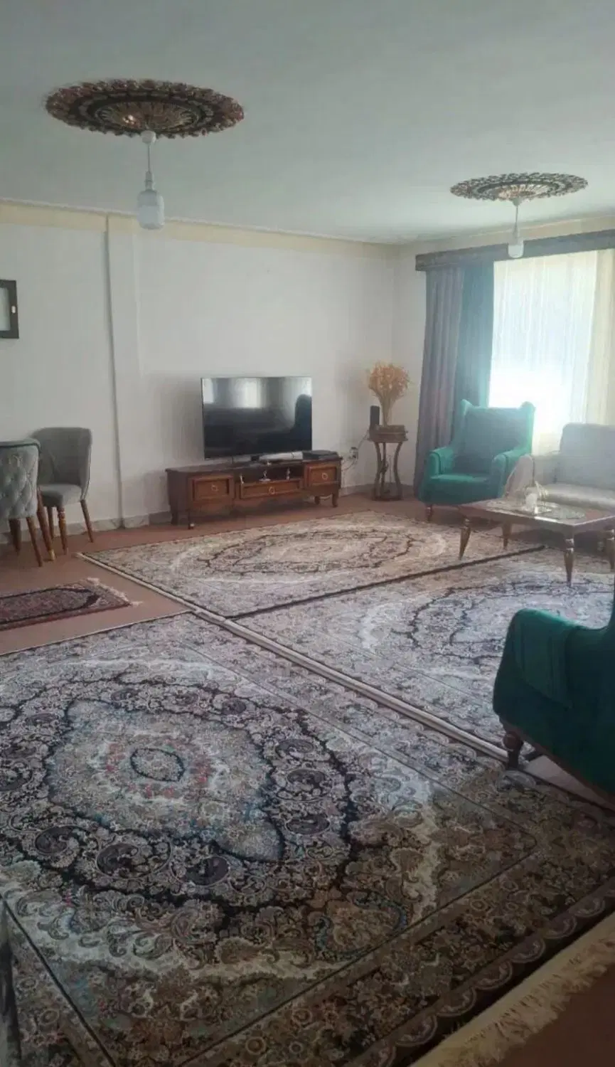 یک واحد اپارتمان دو خوابه