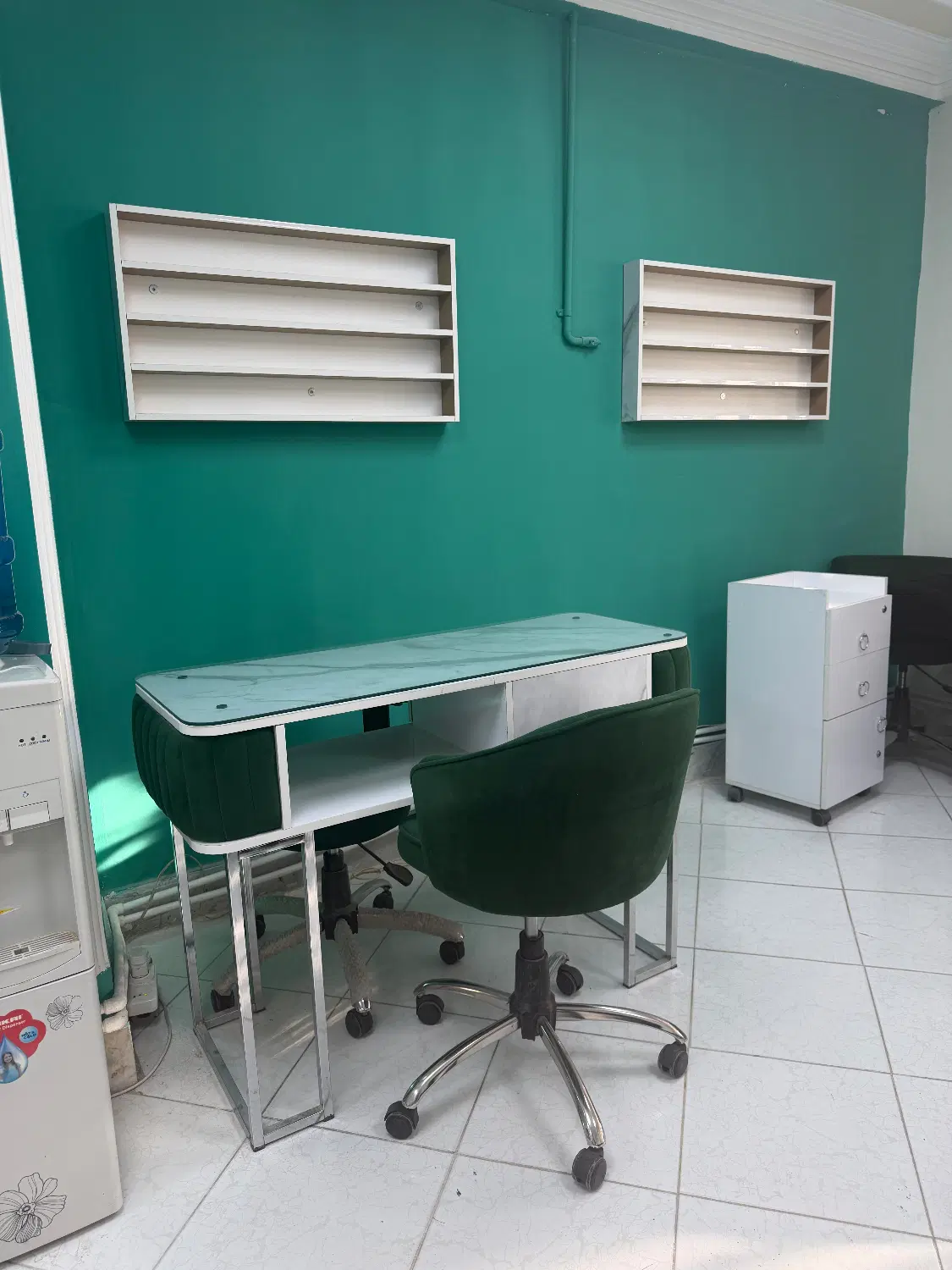 اجاره میز ناخن عظیمیه