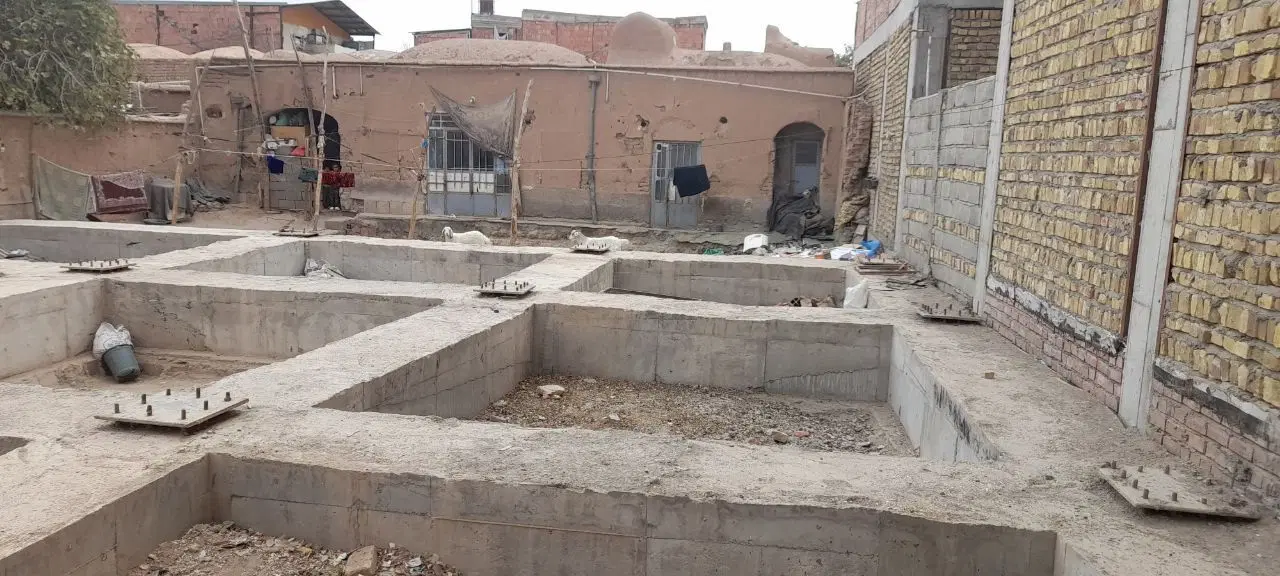 زمین بتن شده آماده ساخت هشت متری شهاب