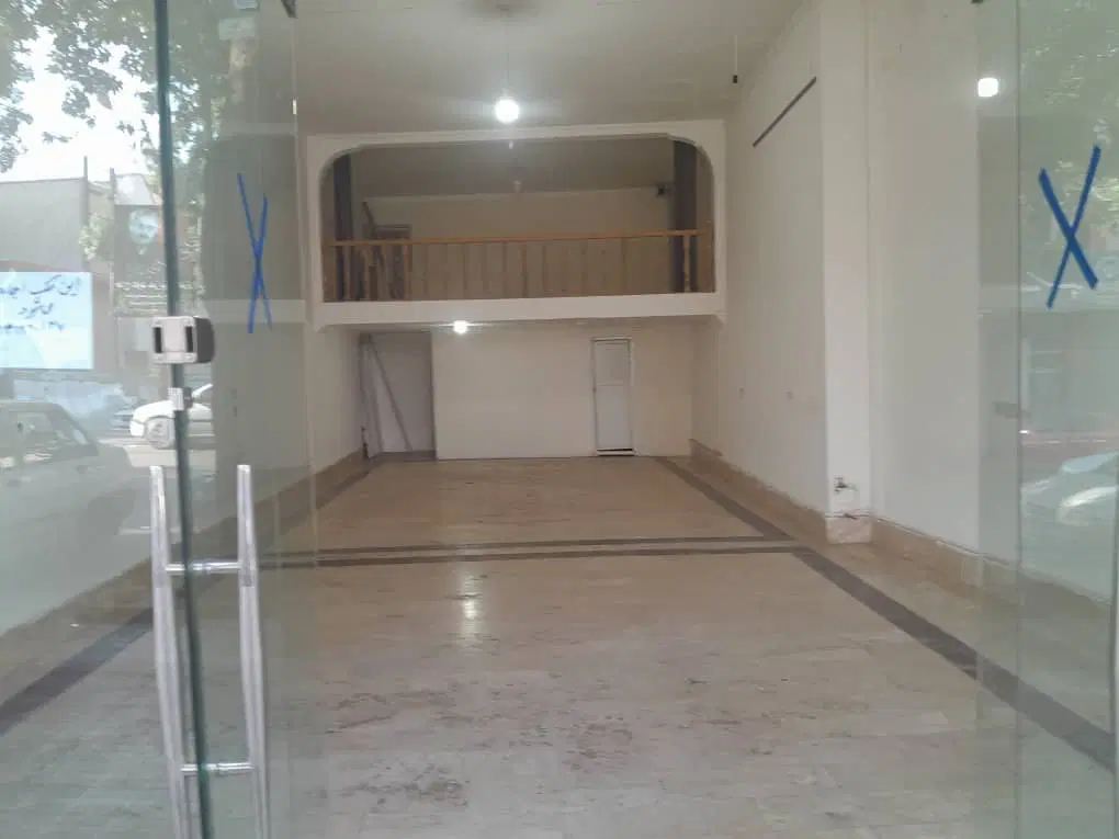 مغازه ا ۷۳ متر میدان شهرداری