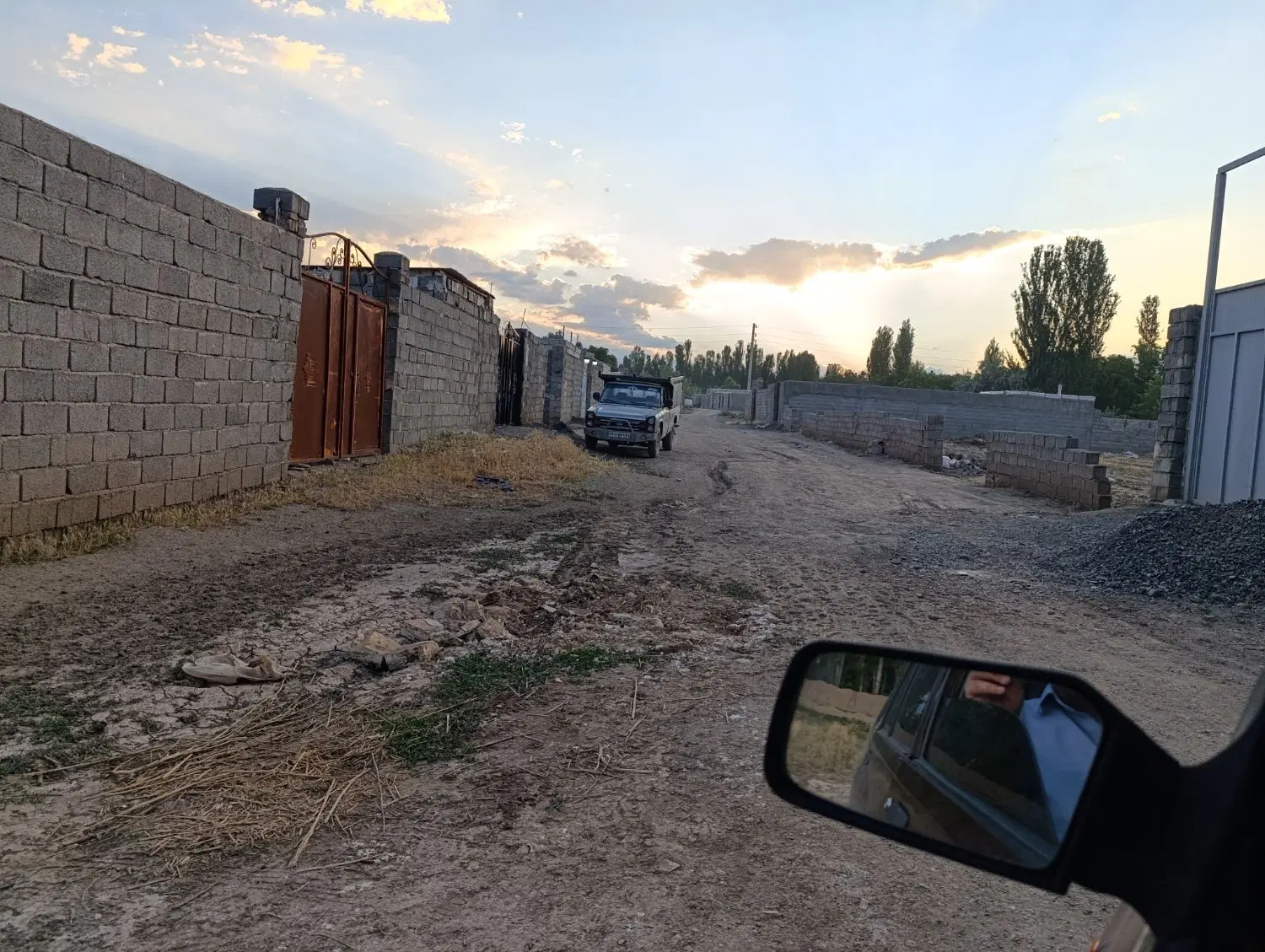زمین در 45متری