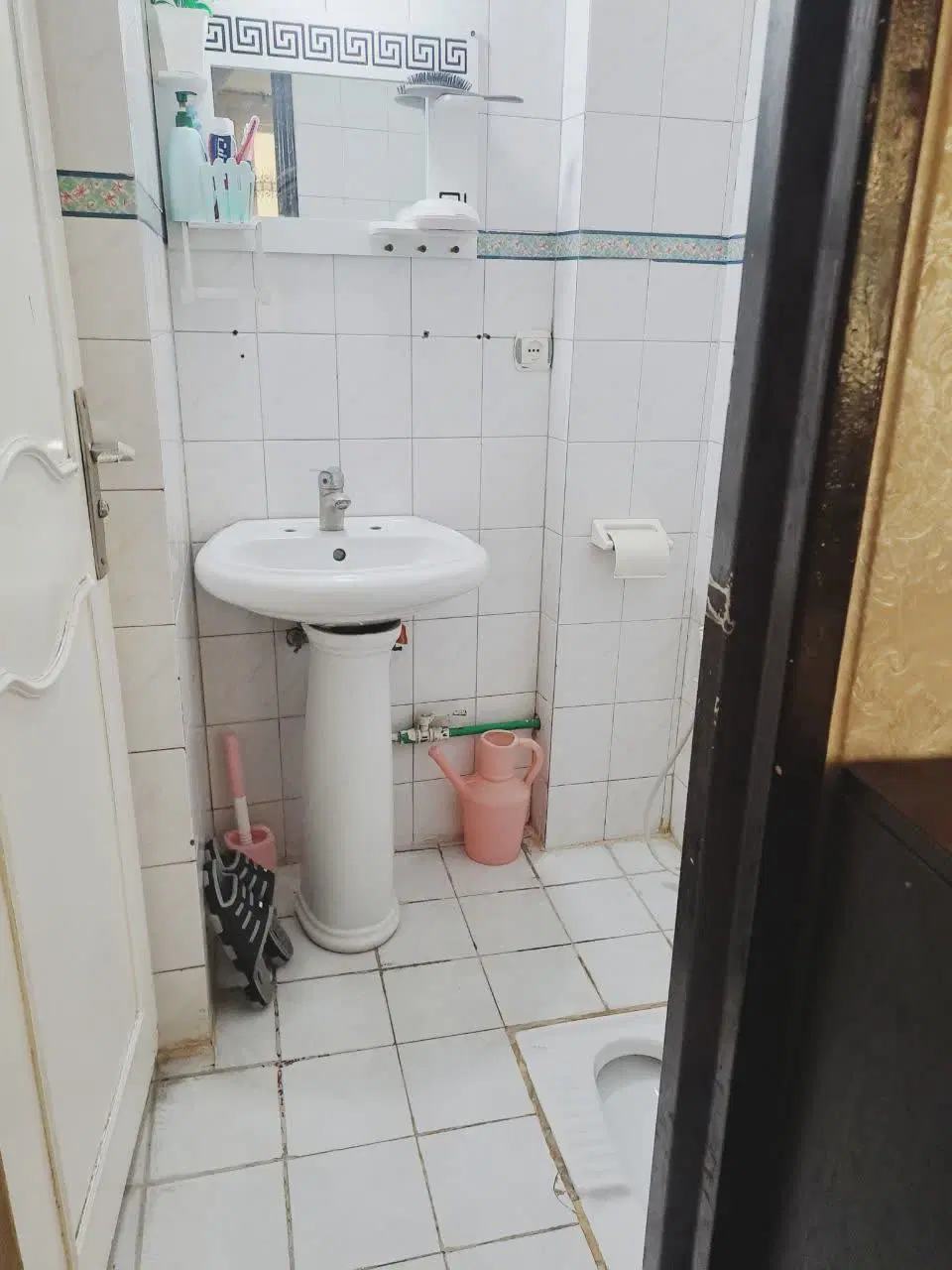 خانه ۵۰متری طبقه اول دربوستان قبله میدان رازی