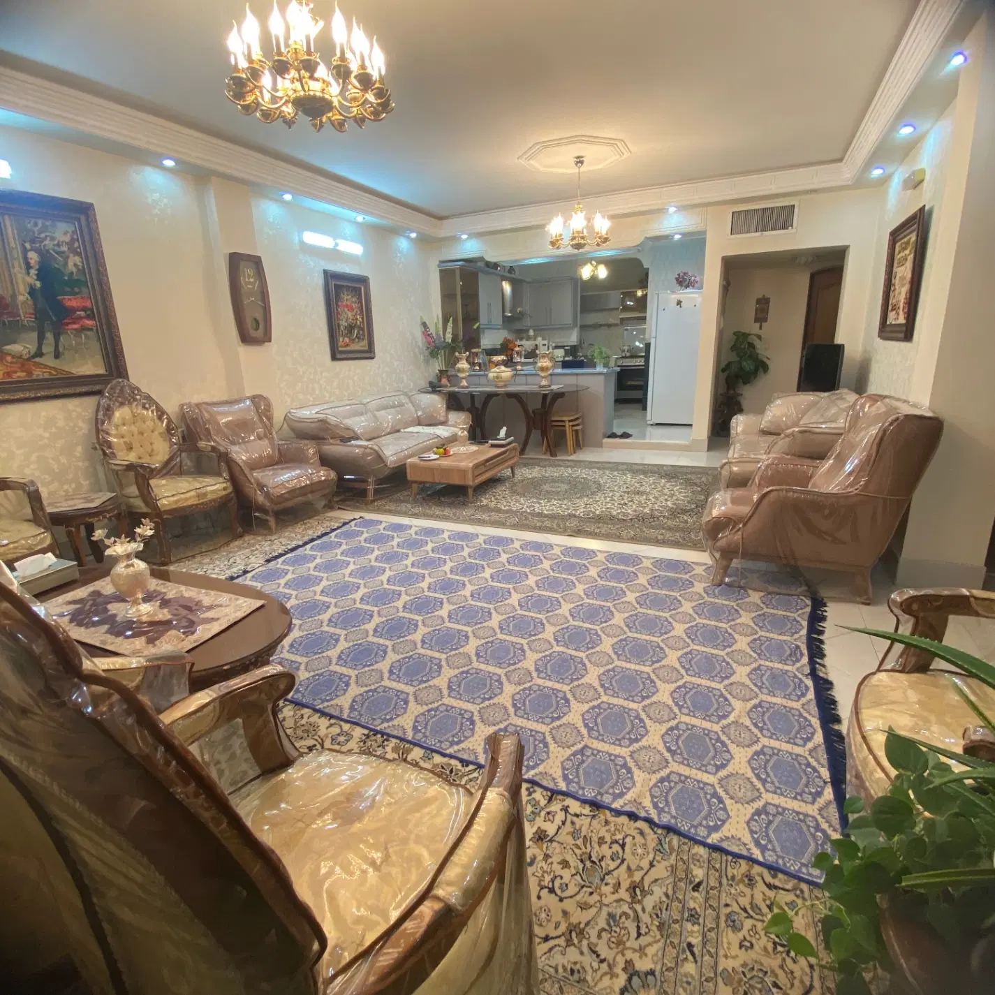 آپارتمان108متری مشتاق دوم سروستان