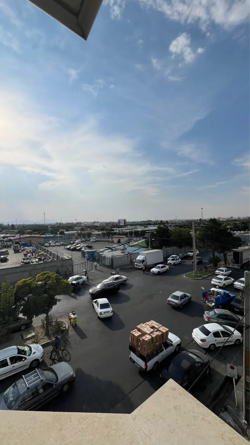 آپارتمان ۱۰۰متری تک واحدی کرج