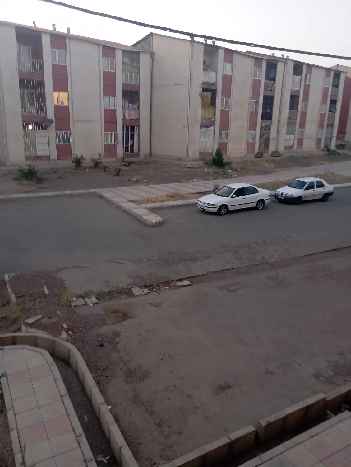آپارتمان دوخوابه پارکینگ مسقف