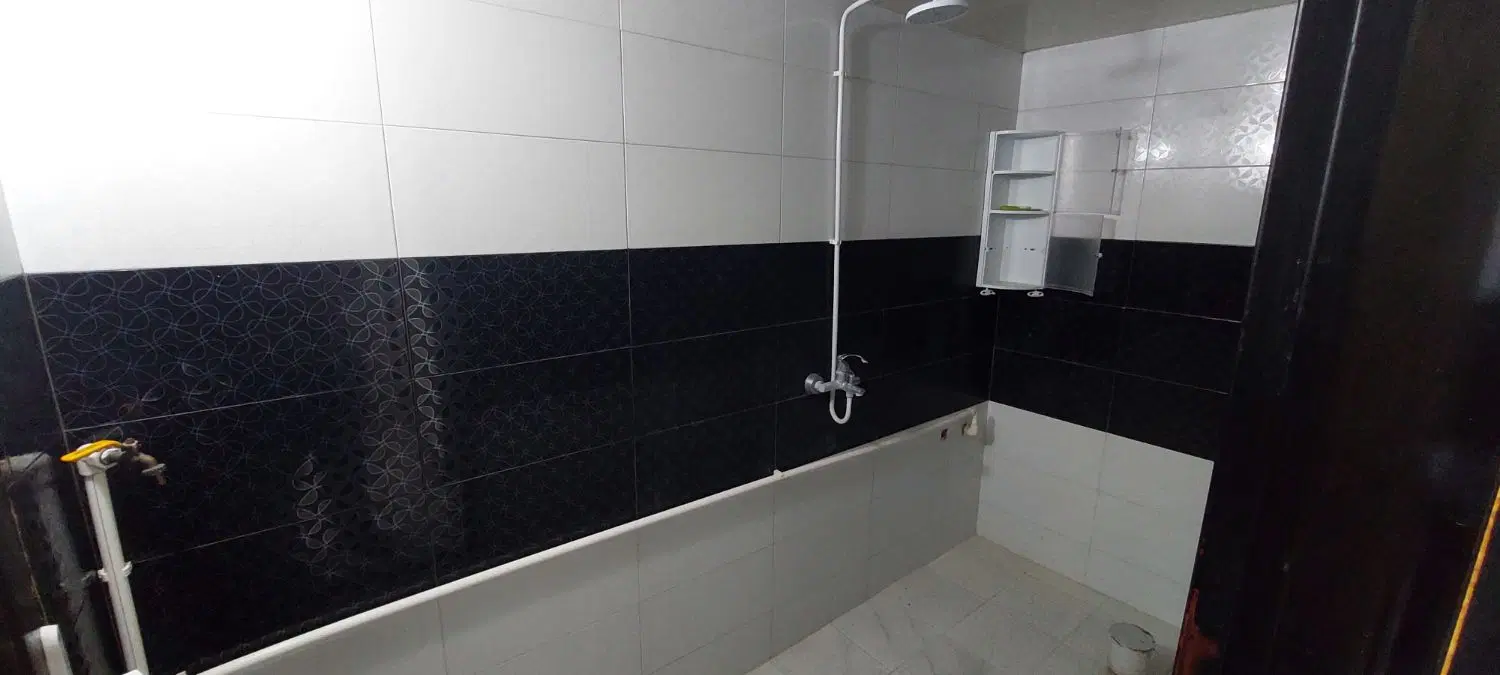 واحد آپارتمان آیدا  ۸۲ متری  خیابان  شورا