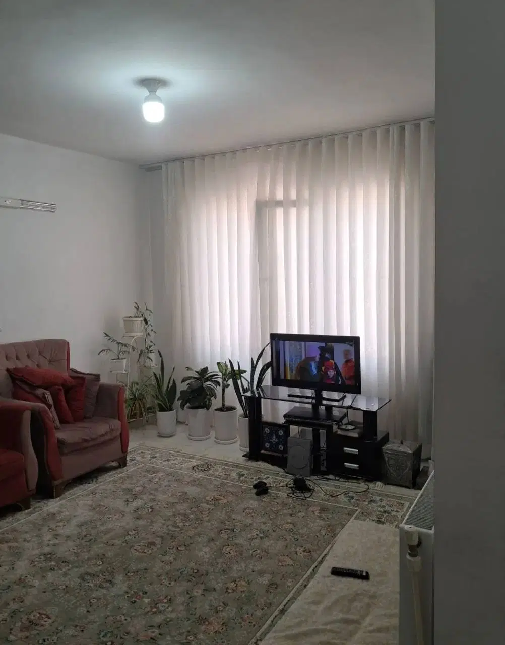90مترطبقه همکف پامچال،4300امضا