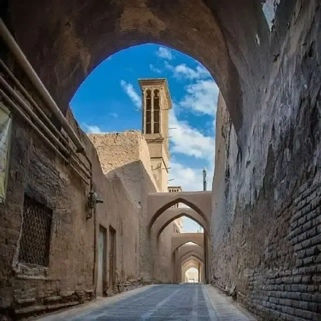 منزل ۱۴۰ متری خیابان ادهمی