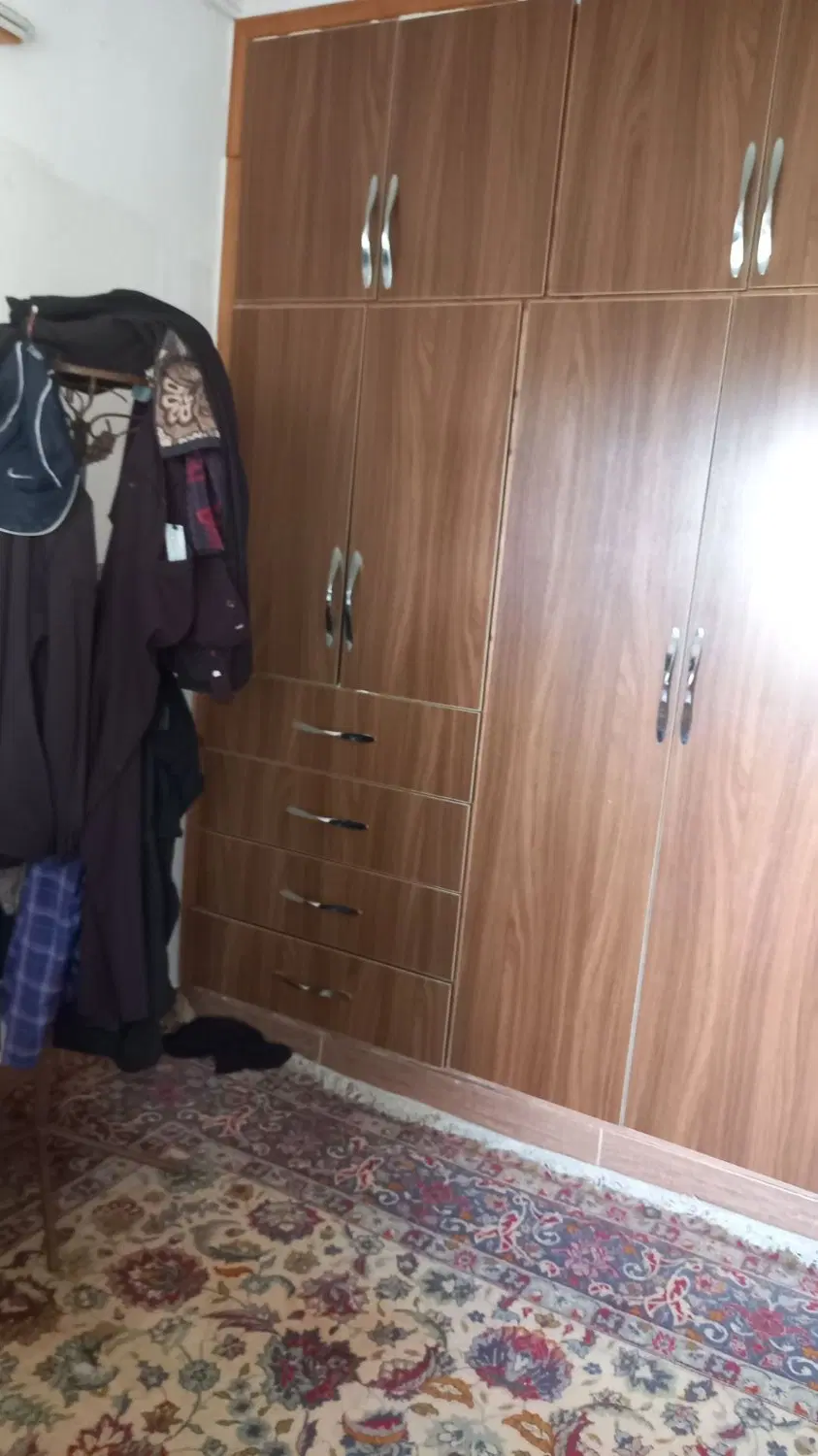 خانه مجهز و۲۰۰متری باتمام امکانات